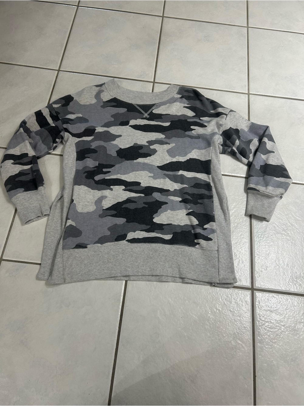 aerie Grey Camo Crewneck Sweatshirt